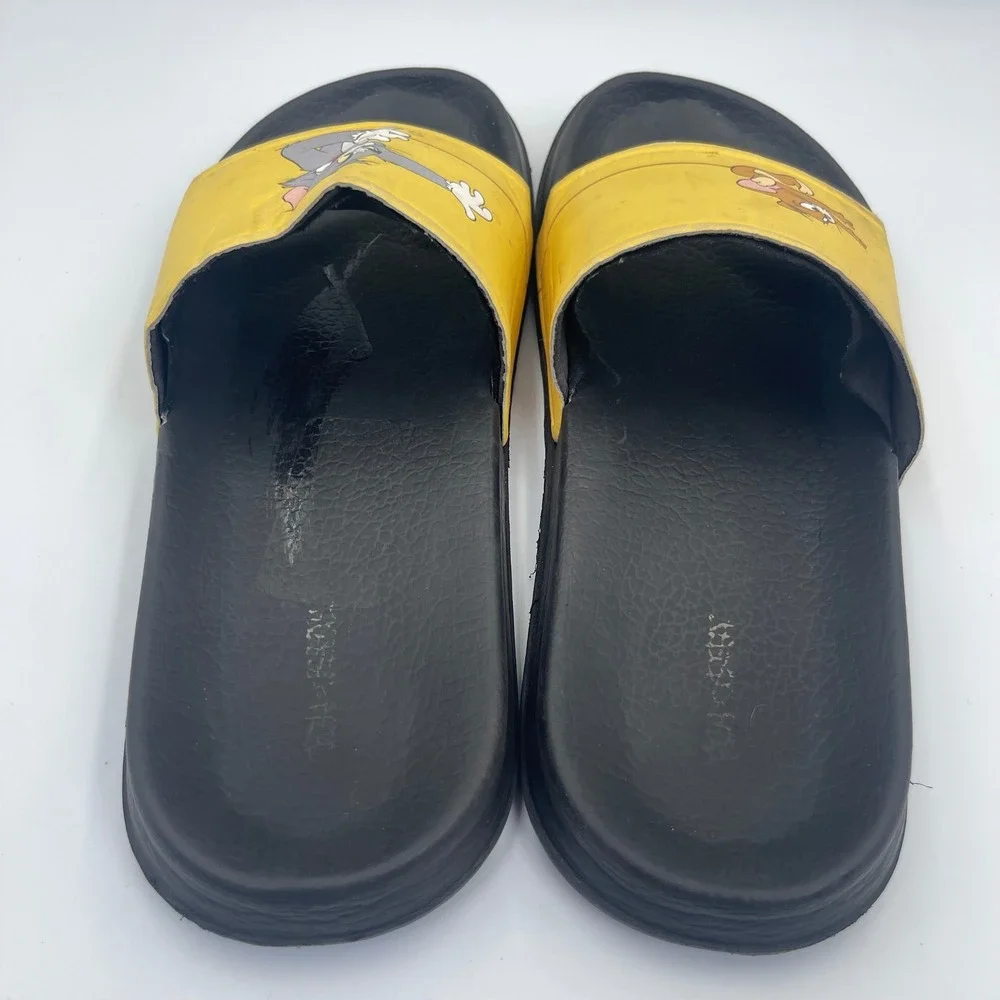 Tom & Jerry Cartoon Slide Sandals Mens Size 10 EU 41 Black Yellow Pool Beach